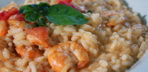 Risoto de camarão com leite de coco