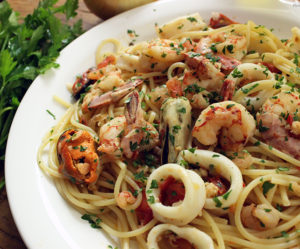 Spaghetti com frutos do mar